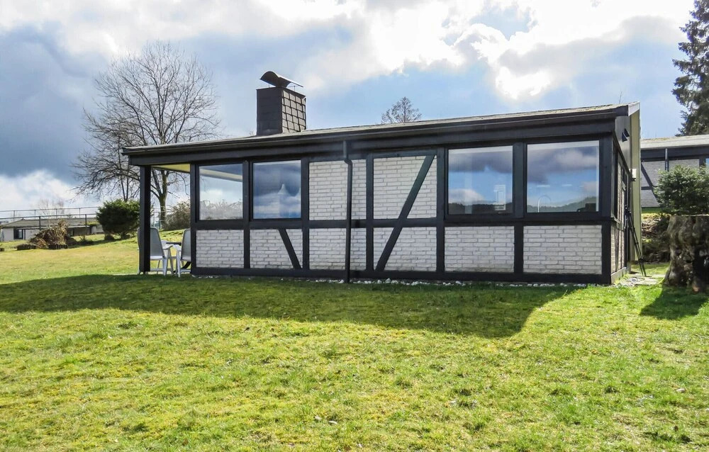 Amazing Home In Gerolstein With Kitchen