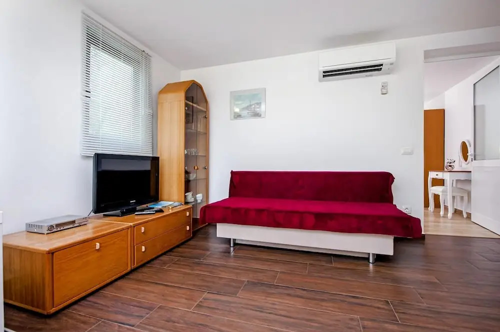 Katarina in Rovinj With 1 Bedrooms and 1 Bathrooms