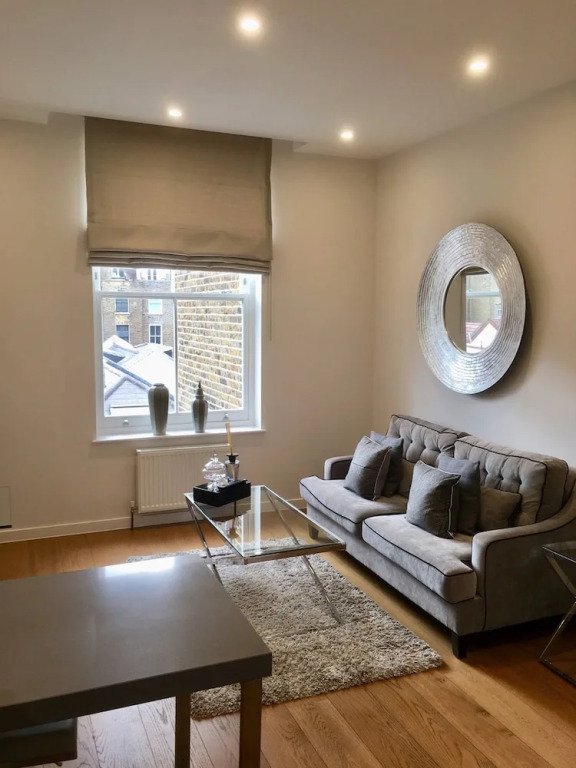 Spacious 1 Bed Serviced Apartment In Kensington
