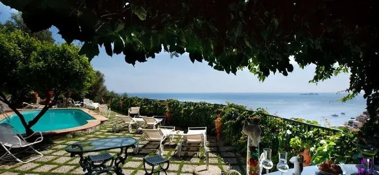 Villa dei Fisici Positano
