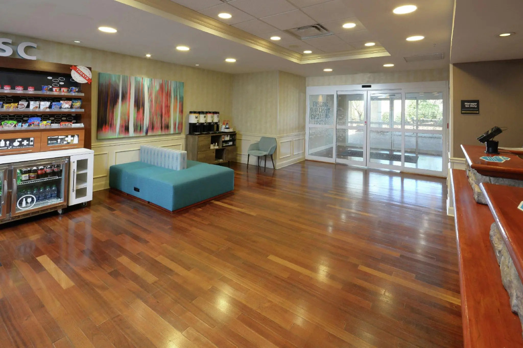 Hampton Inn & Suites Clinton