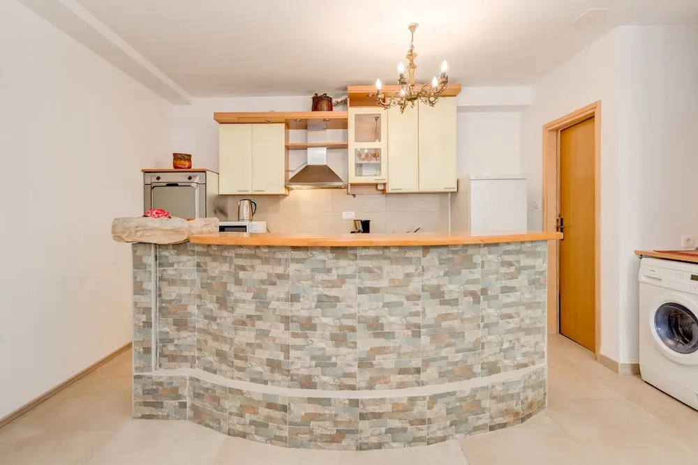 Znjan beachfront apartments Split