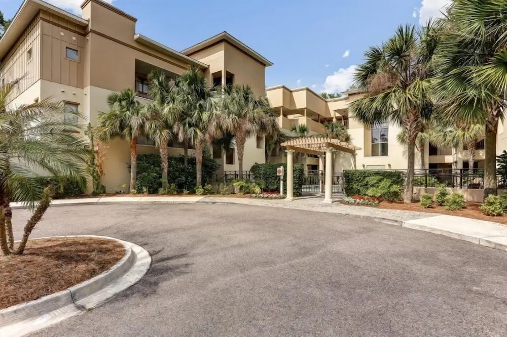2515/16 Tennis Villas