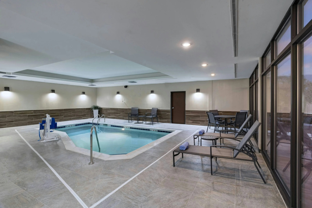 Fairfield Inn & Suites by Marriott Colorado Springs East