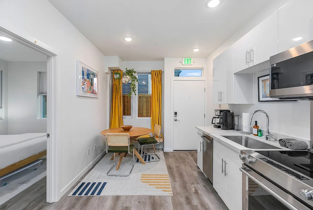Cozy Oasis in the heart of Capitol Hill