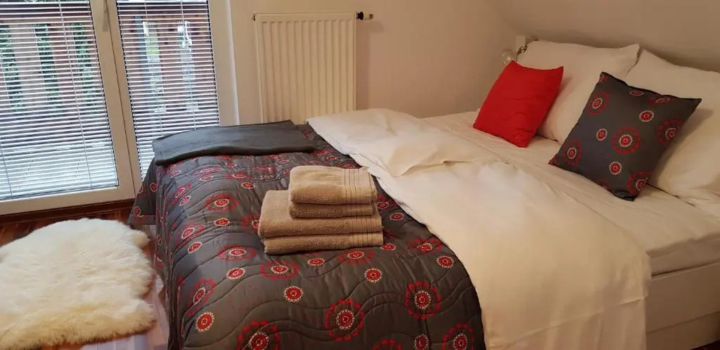 Apartments Vijolica on the ski slope with free parking