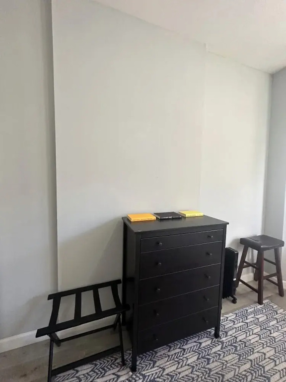1BR Near Forest Park Barnes Hospital STL