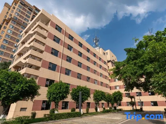 Chengdu Star Flower Garden Hotel (University Games Sports Center)