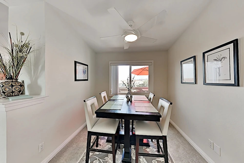 Monarch Vista: Updated Retreat w/ Pool & Spa condo