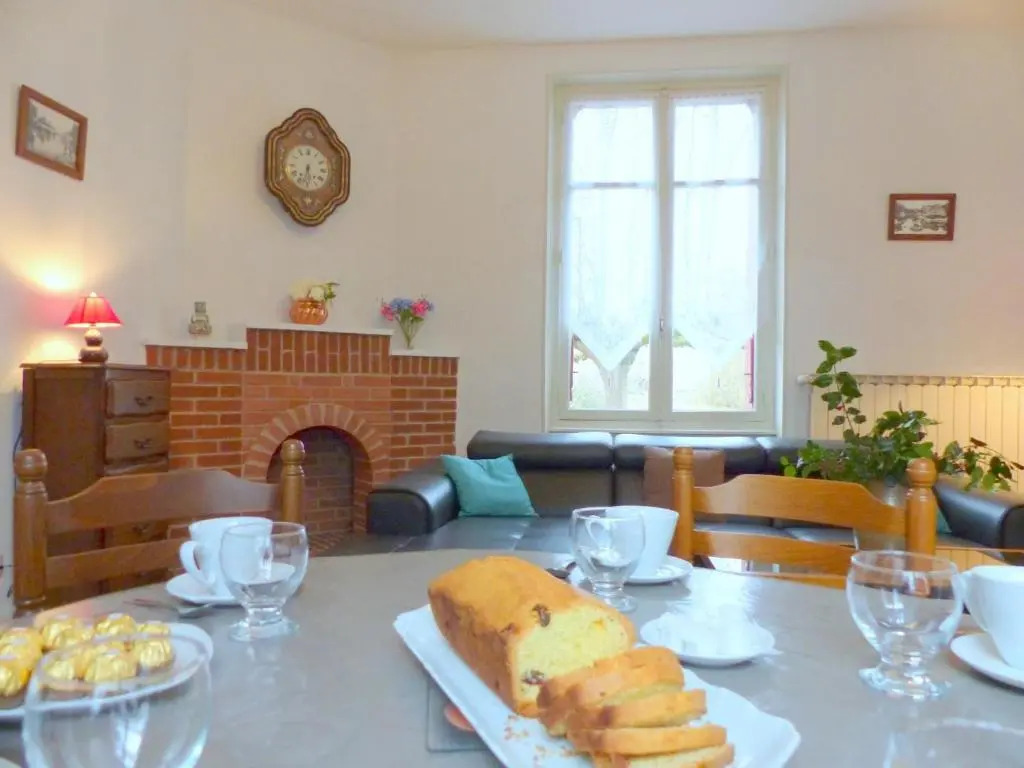 Maison indépendante près village médiéval - FR-1-489-15