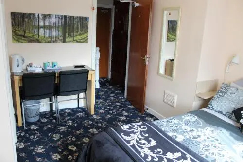 Peakdale Lodge Bed and Breakfast Glossop