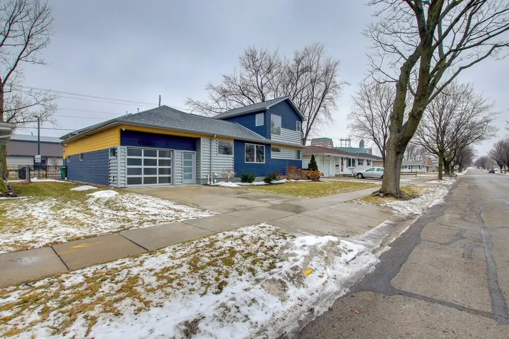 Green Bay Getaway Near Lambeau Field & Resch