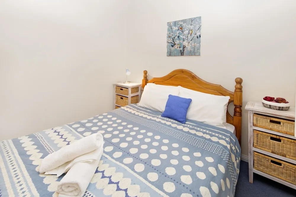 Central Park 7 - the convenience of location & the warmth of comfortab