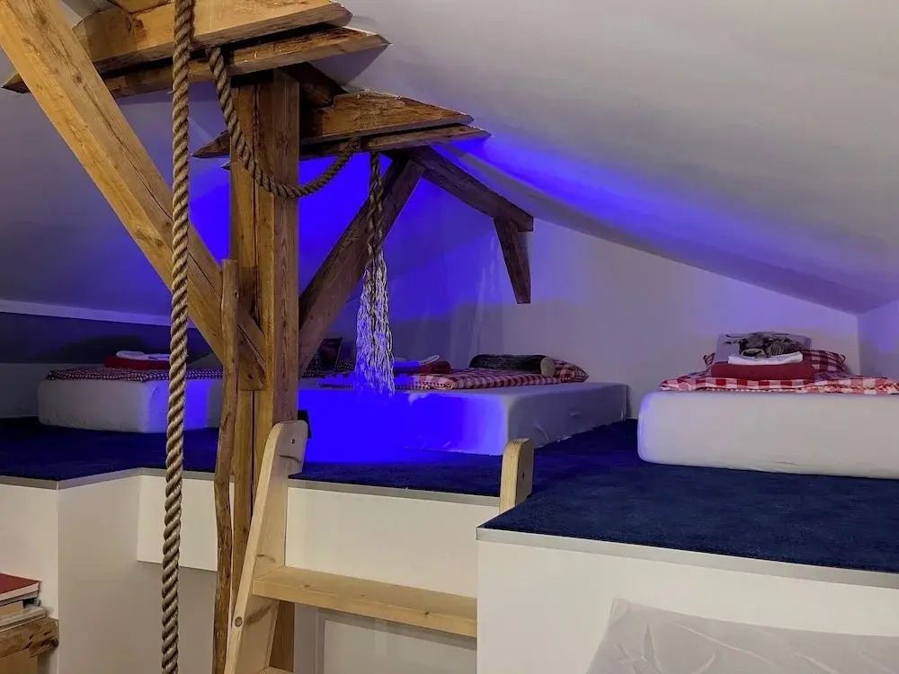Glückliche Kuh-Villa - Achtsamer Rückzugsort mit Traumgarten, Schwimmteich & Raum zum Sein bis 18 Personen - Allgäu