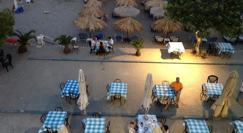 Dimitra Holiday Rooms