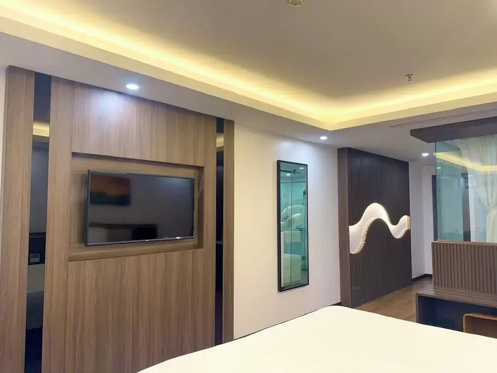 Luxury Phoenix Hotel