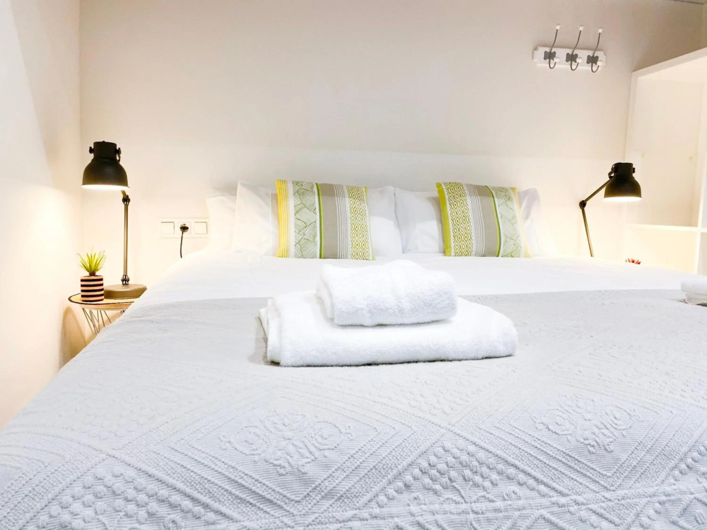 Stunning Boutique - Space Maison Apartments