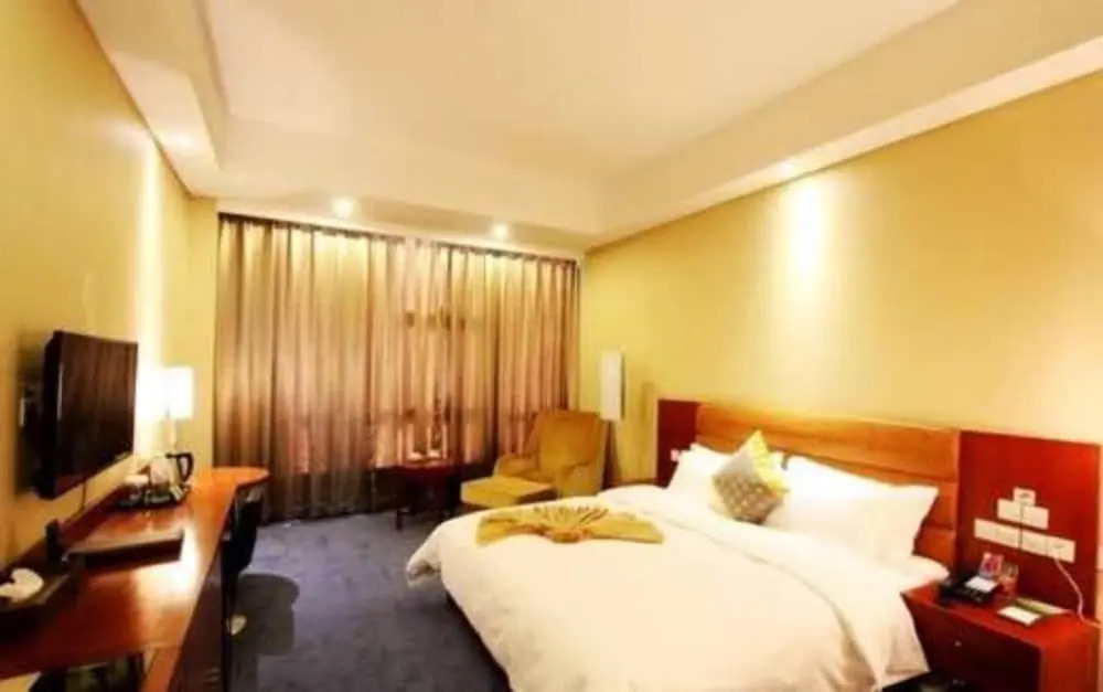 qingdao tianrunjinwang hotel