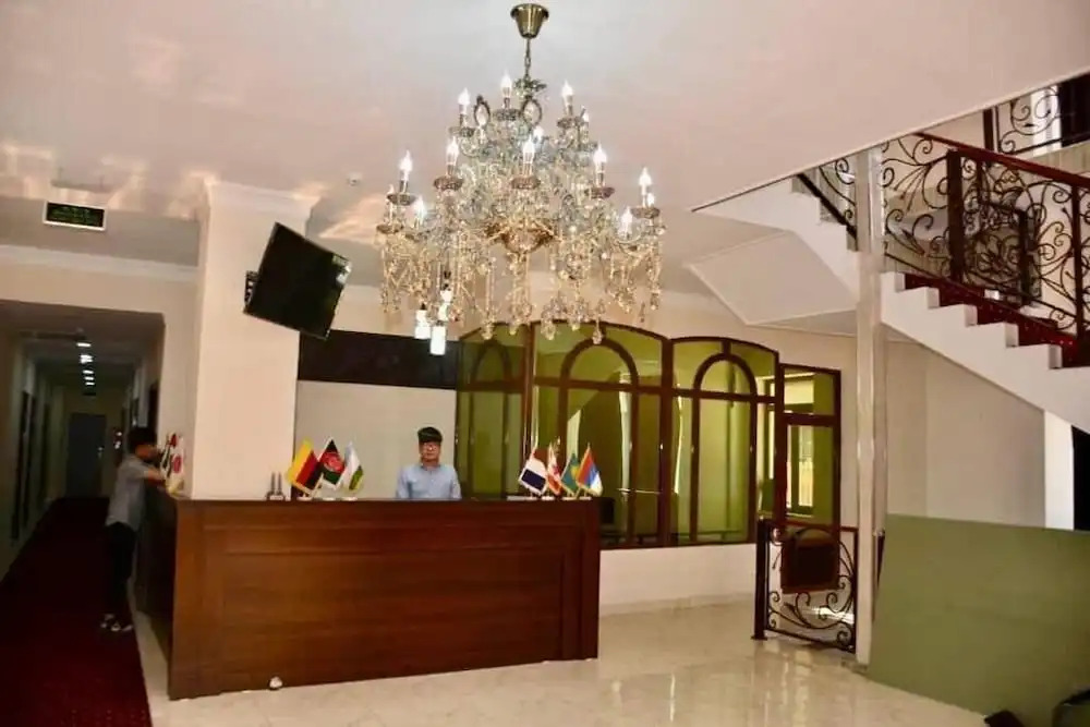 Arg Hotel