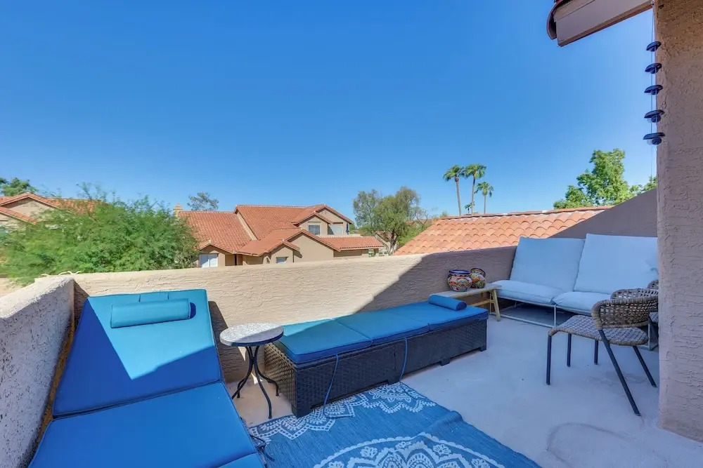 Luxe Home w Pool Access & Patios in Scottsdale