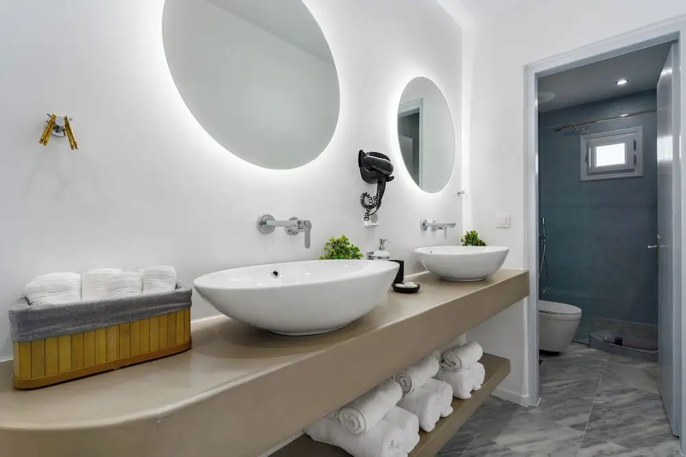 Oliva Suites Santorini