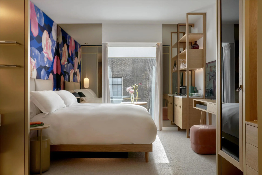 The BoTree London, Curio Collection by Hilton