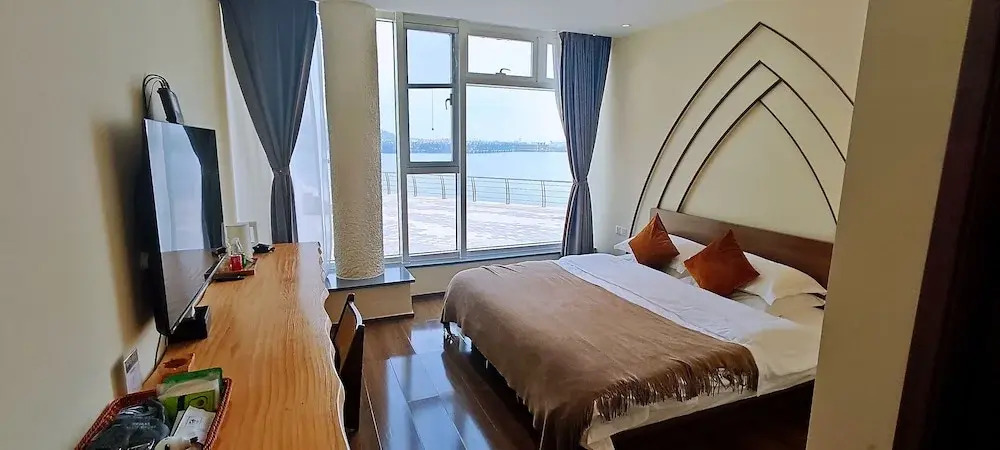 Tangchi Seaview Resort