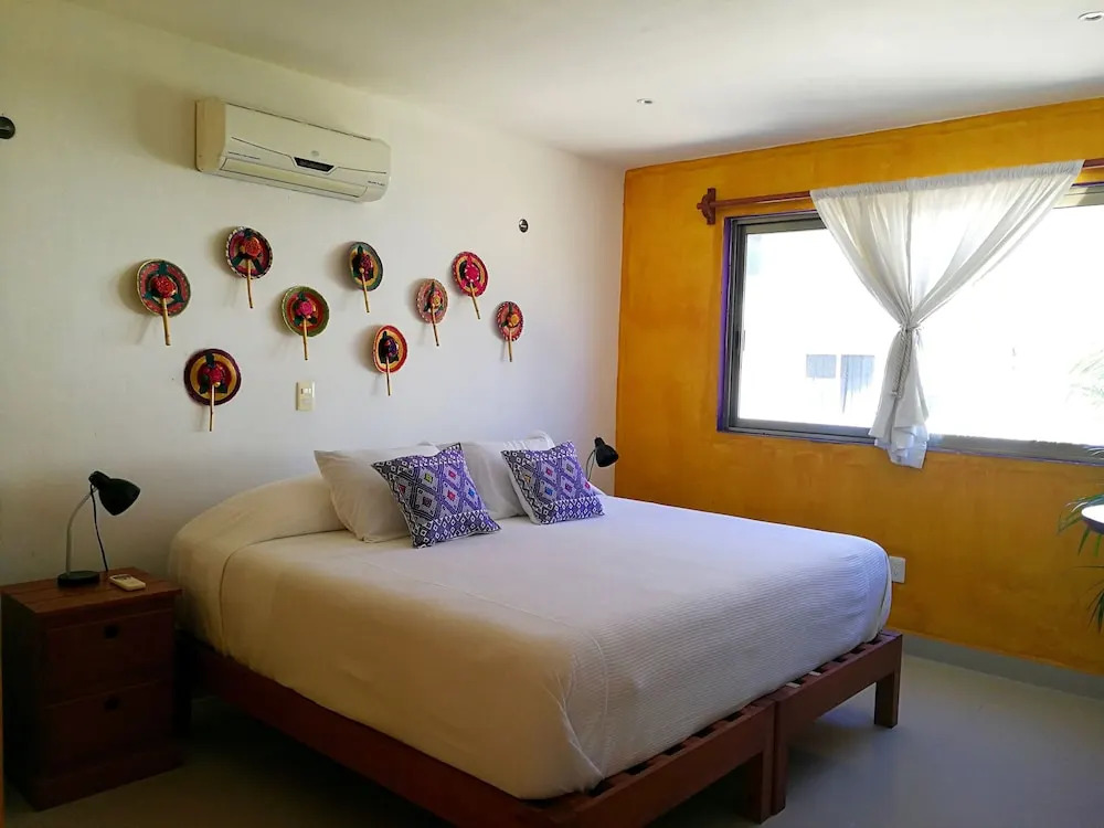 Amanecer y Mañana Private Room - Tulum Town