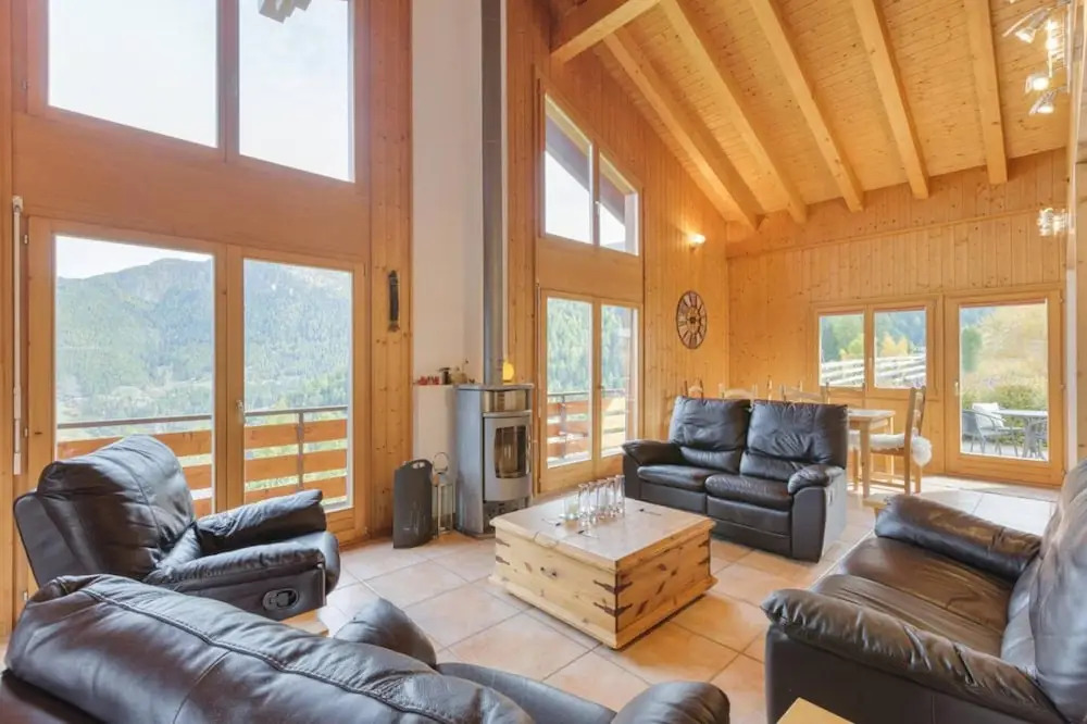 La Taniere Cozy Chalet With Incredible Views and Parking
