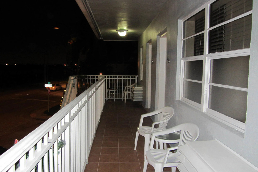 Silver Spray Motel