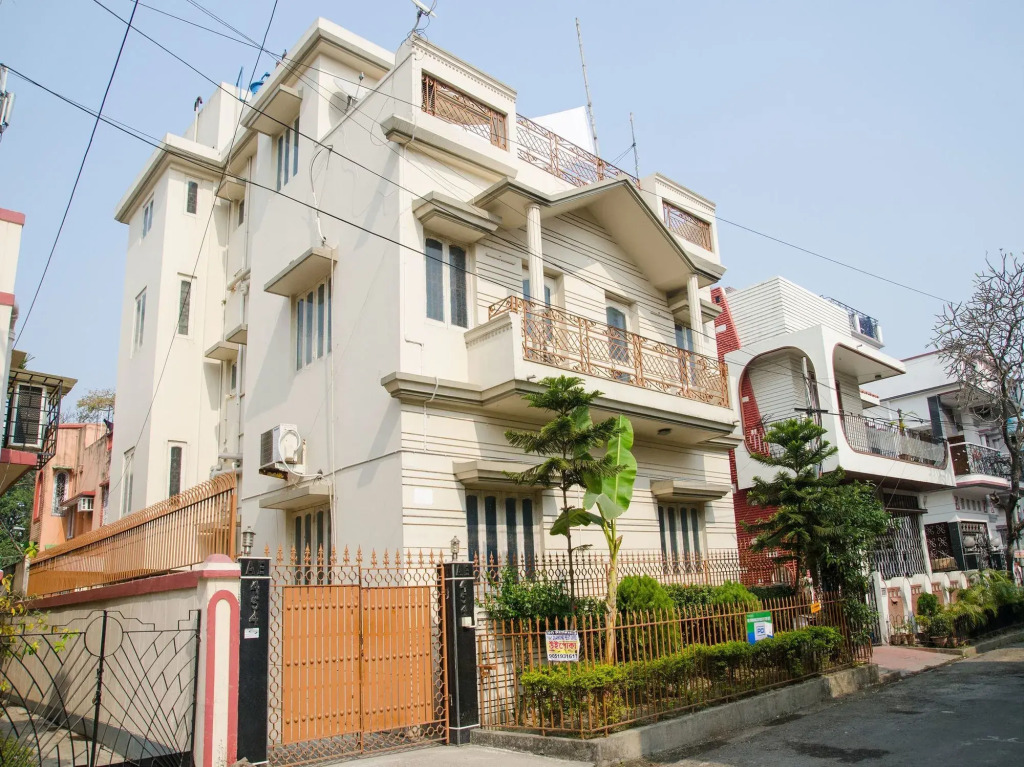 Maple Comfort By OYO Rooms