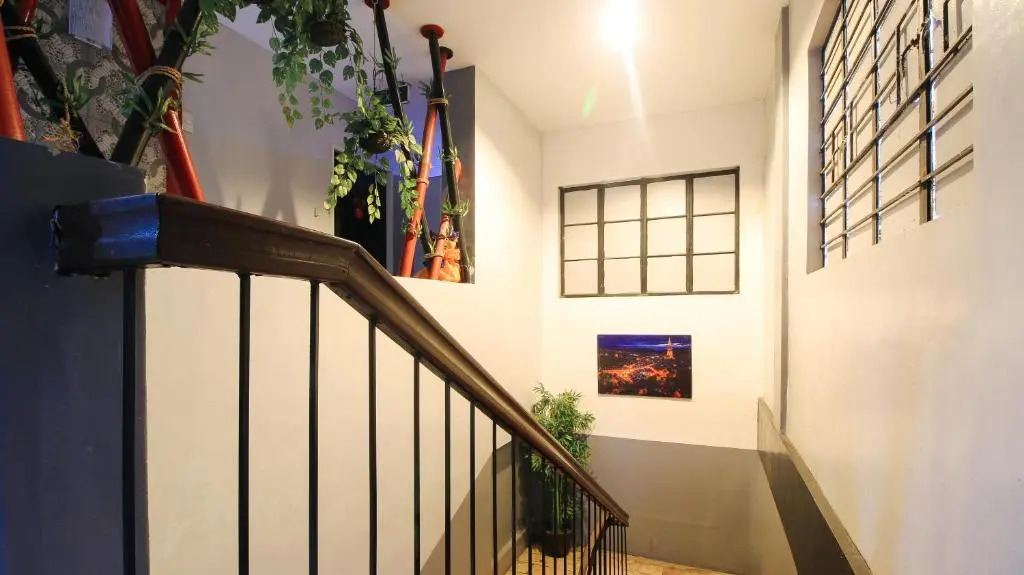 RedDoorz @ P Florentino Street Sampaloc Manila