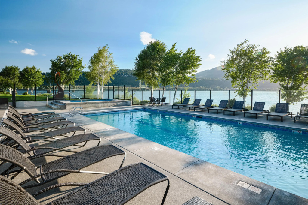 Best Western Plus Hood River Inn