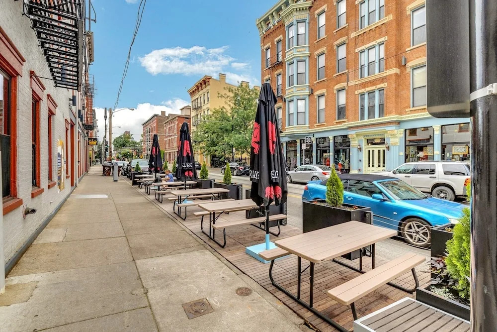 RESTAURANT on site. Walk to everything by RedAwning