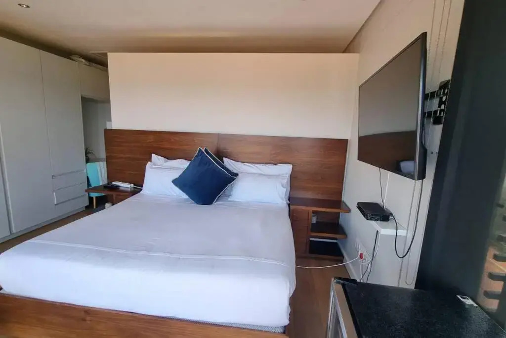 Sea Facing 4 Bedroom Holiday Home in Zimbali