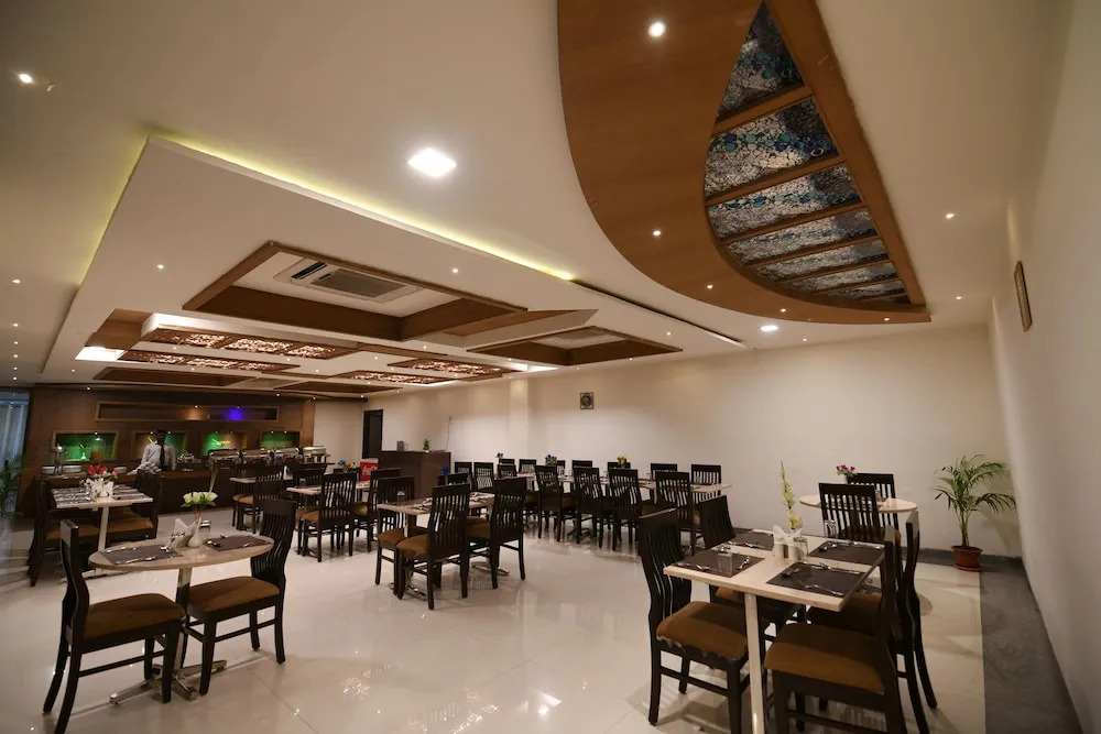 Hotel Jataka Inn