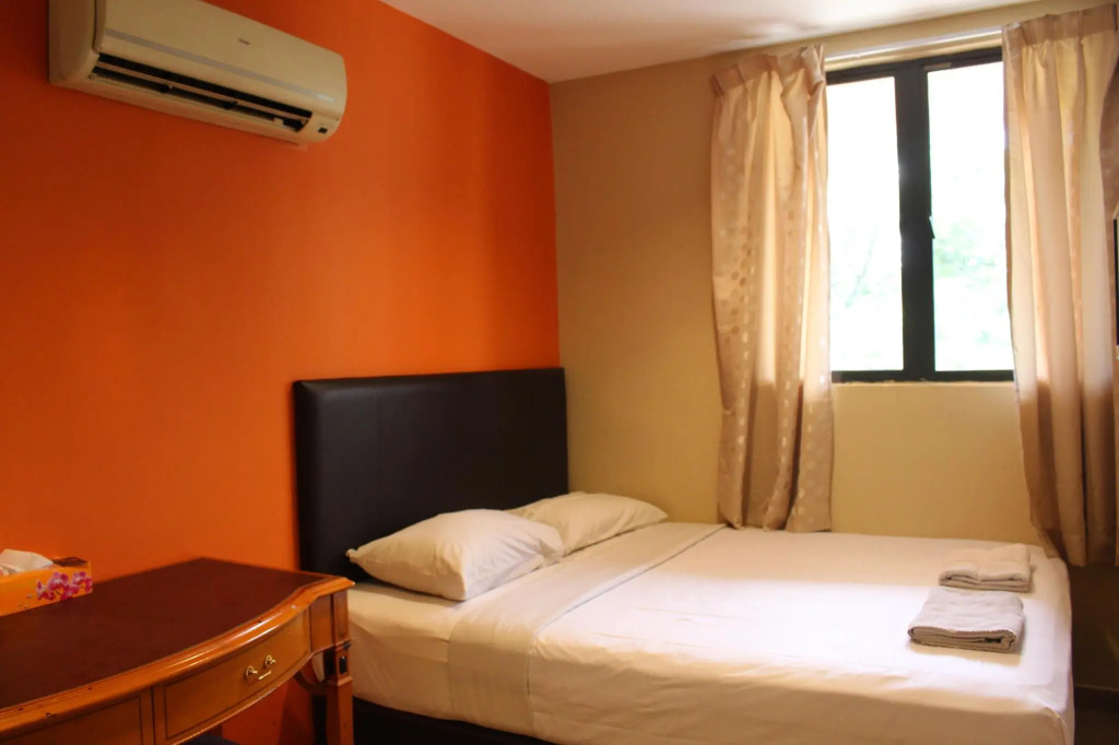 New Three Three Hotel Cheras