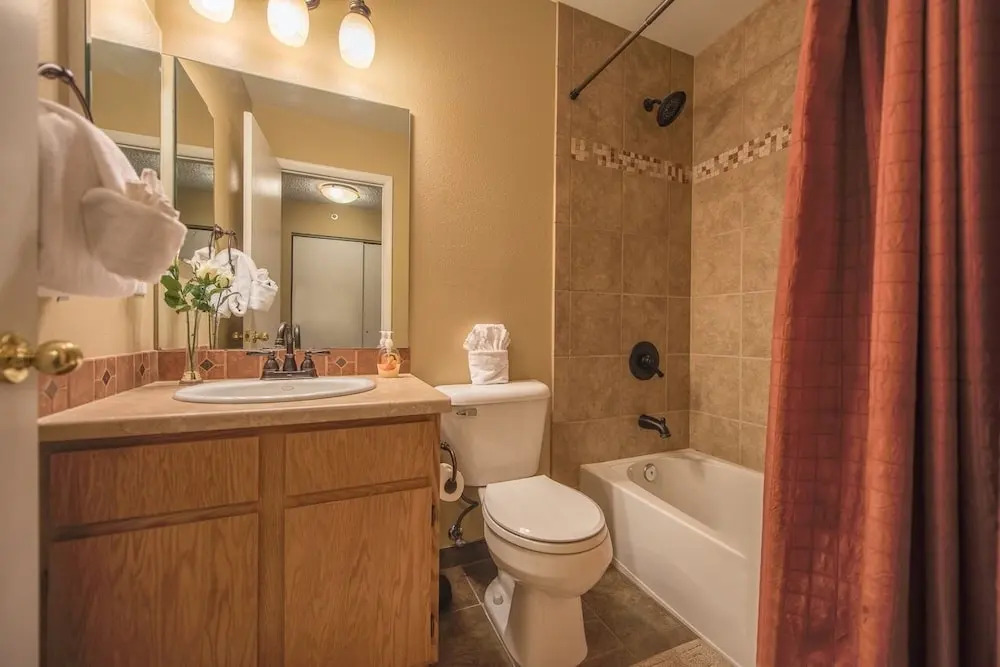 #1596 Awesome Ski-in Studio - Fantastic Mountain Views in Breckenridge