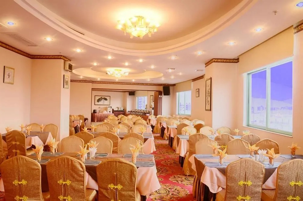 Landmark International Hotel