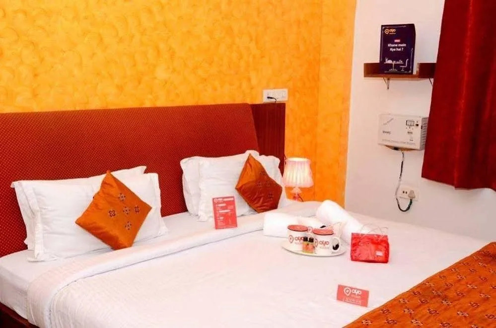OYO 2007 Hotel Monarch Inn