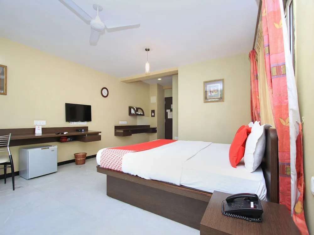 OYO 3023 Compact Suites Lavelle Road