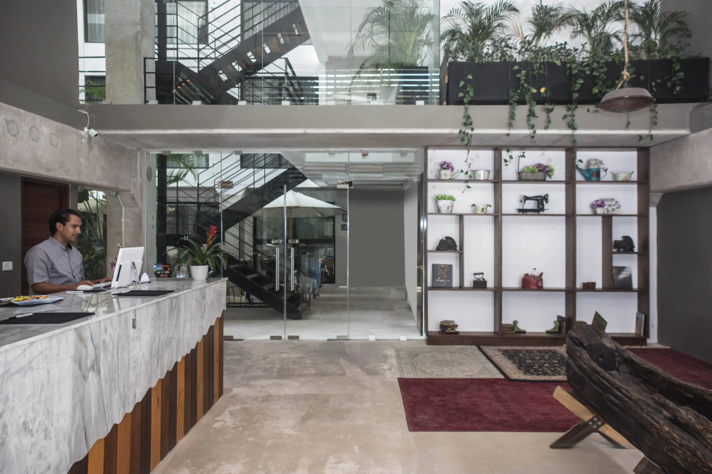 Hotel52