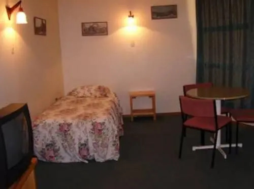 Motel Six