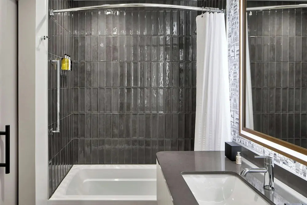 Hotel Celare, Cincinnati Midtown, a Tribute Portfolio Hotel