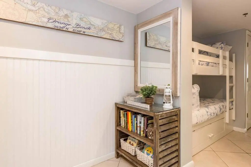 Fourwinds 502 -Stylish Beachfront Condo w/Hall Bunks No Elevator from 4/4-5/24