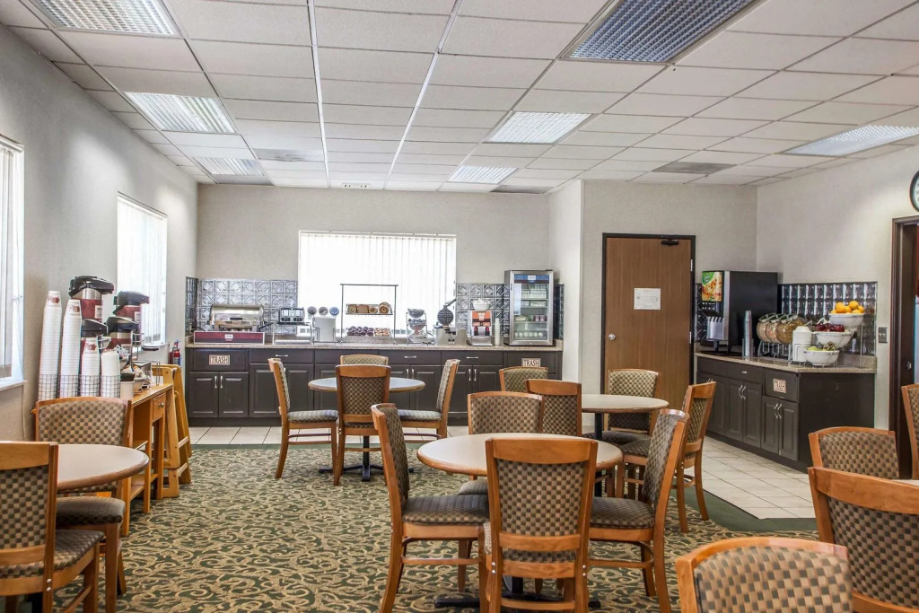 Comfort Suites Peoria I-74