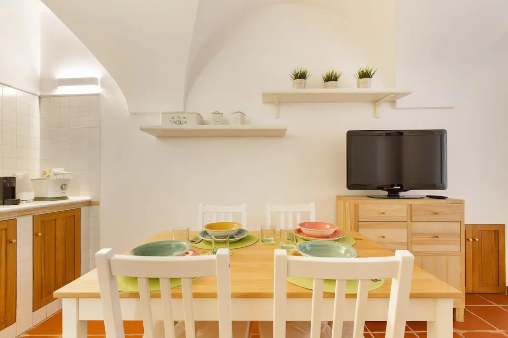 3409 Casa del Vico by Barbarhouse