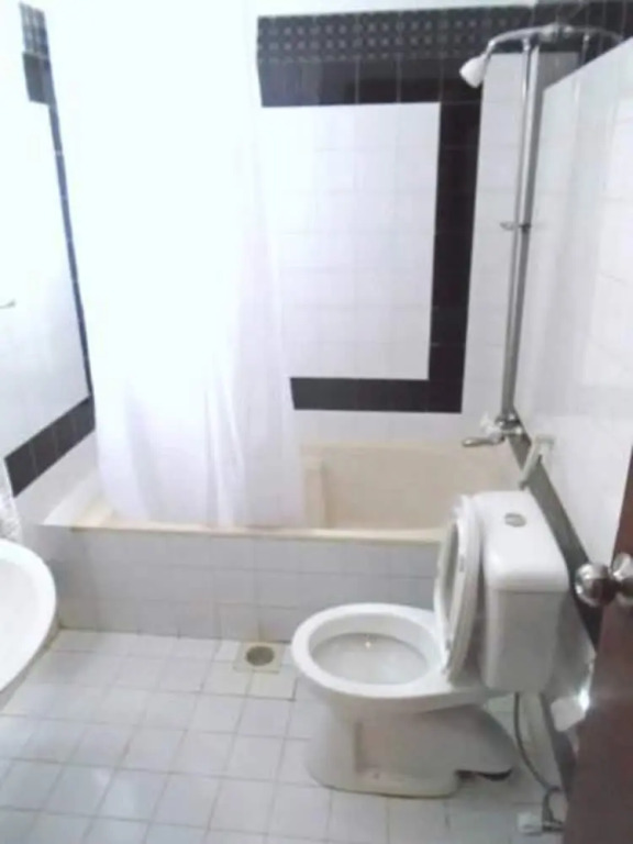 Herfa INN Hotel Lahore