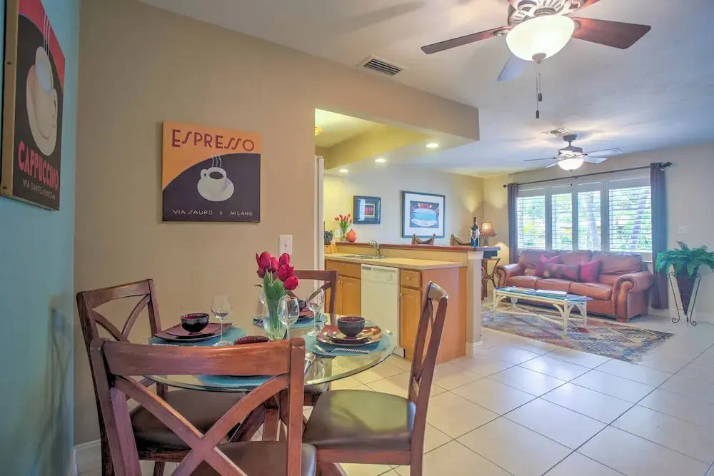 1 Mi to Beach Access: Naples Home w/ Lanai