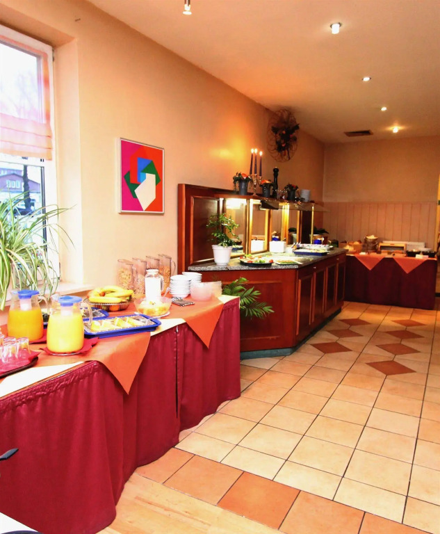 Hotel LEANO